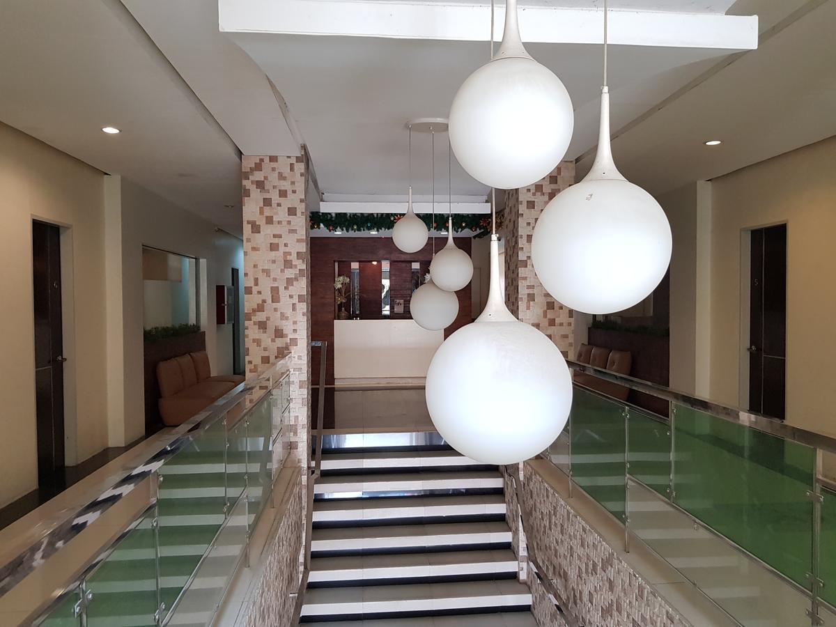 Hotel Giorgio General Santos City Bagian luar foto