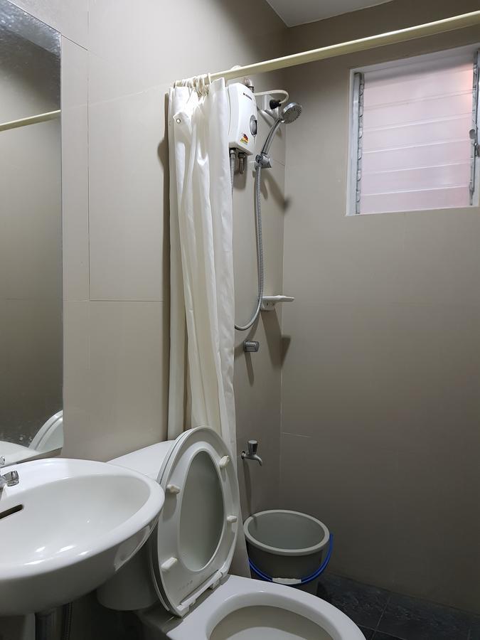 Hotel Giorgio General Santos City Bagian luar foto
